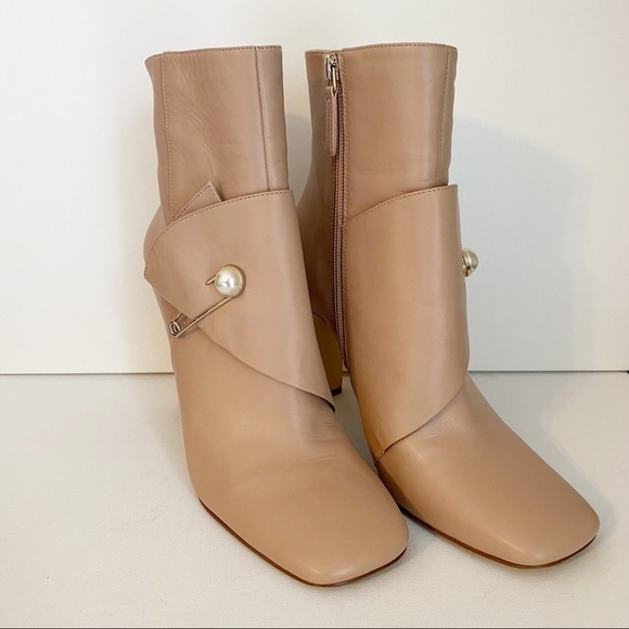 Nine West Quitit Light Natural Pearl Trim Ankle Boots - 9 - Picture 2 of 16